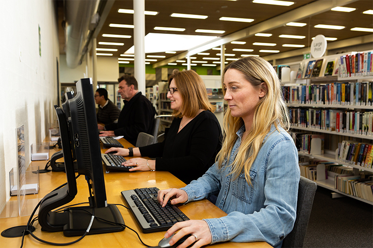 Book study rooms and computers City of Boroondara